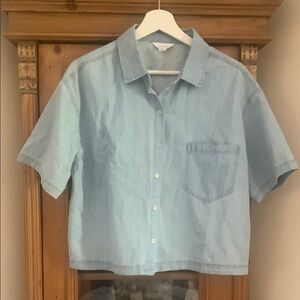 Nicole Miller Blue Short Sleeve Button Down Top